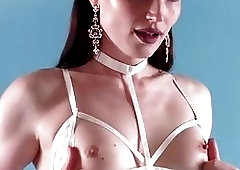 Transbabe Natalie in her first interracial butt with Sean