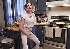 Filomeena Cooks and Teases at Once