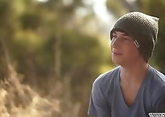 Big dick twinks bareback and cumshot