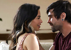 Fit teen hottie Aria Lee feels the love for Lucky Fate