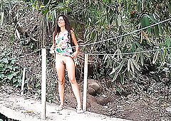 Upskirt No Panties / Flashing Ass & Pussy in Public Outdoors!