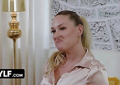 Sexy Older Woman Teaches Teenager How To Give Intense Deepthroating Blowjobs Perfectly