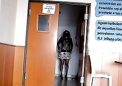 Pornsonick exhibicionista se cambia de modelos eróticos