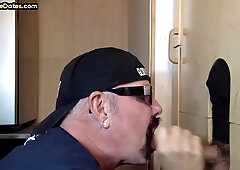 Gloryhole ATM DILF takes and sucks cock in homemade video