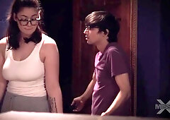 Ellie Nova-Missax Honey