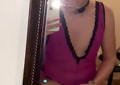 Sexy ts playing with herself