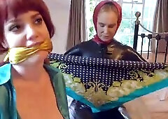 Ariel Anderssen Pervy Scarf Photographer Ties Zoe - Bondage