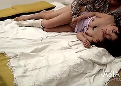 Model Media Asia featuring lovebird's pussy fingering xxx