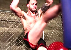 DrillMyHole.com: Ramming hard with muscle Ethan Cruz amongst Cliff Jensen