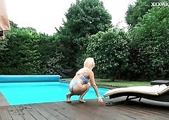 Hottest stepmother Emily swimming naked and horny