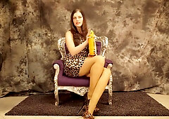 Lady Julina dominates in European high heels JOI session