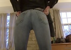 Leggy brunette Holly Kiss is about to make love with old  perve