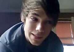 Pretty Twink Strokes on Webcam