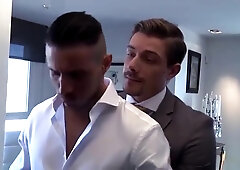 Klein serves his boss the right way