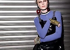 Material Girl