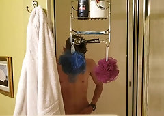 barely legal Yr elder gets Snooped on