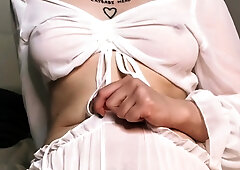 Amateur housewife pussyrubs while jerking POV