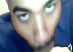 A married Arab sucks his owner not to pay the month (Amateur Married)