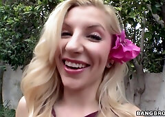 Ashley Fires has an incredibly all natural body