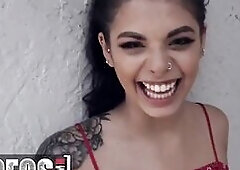 Gina Valentina Cannot Resist The Money Tony Rubino Is Throwing At Her So That babe Widens Her Snatch In An Alley - Mofos
