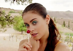 Ponytailed brunette Alissa Foxy masturbating on the bench too