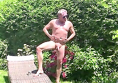 HARD AND CREAMY.SUNBATHING 2
