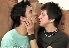 Mexican Youngsters Mauricio and Javier Without A Condom