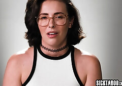 Exciting mommy Casey Calvert wanking