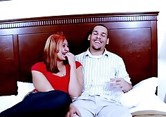 Lush Latina milf Dee Hard's amateur porn show with Jaylyn