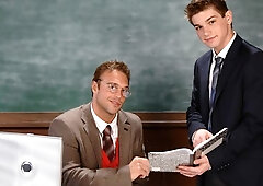 Professor Rocco Reed bottoms for young Johnny Rapid