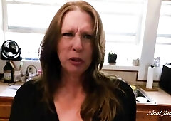 Breasty Older Amateur mother I'd like to fuck Autumn wishes to make some homemade older porn, so this babe seduces the delivery chap into helping