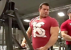 Steve Kuclo Training Shoulders-Muscular Development