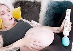 Pregnant Yoga Pants Cum - AbbeyRhode Pregnant