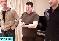 Deliah Dash's Bazookas and Plump Butt Bounce On Scooby's Boner!