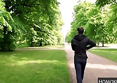 Gay guy hooks up through gay dating upp