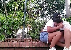 two parte, seduzco a mi mujer en el parque y folle conmigo