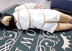 Chinese Beauty Bondage