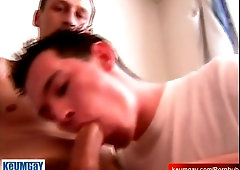 Luc, Jaw-Dropping Delivery hetero dude at your service !