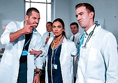 Outstanding hottie Alyssa Reece gets her crack fucked by a big cock