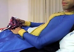 Latex, lycra, gay por