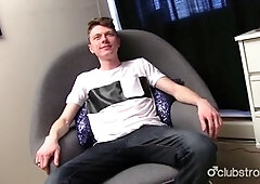 Harley Von Ryon's huge chisel gets some attention