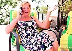 Rich Breasty Older mother I'd like to fuck Mrs. Molly thinks the fresh handyman is cute, so that babe seduces him with her older large breasts ri