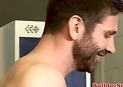 Stud deepthroats cock during photo session