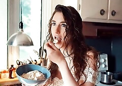 Make ice cream with Piper Blush