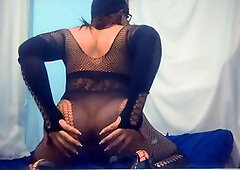 Chubby amateur enjoys a huge self-facial while tonguing her big load