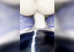 Root screwing that vibrators booty to nights the same booty I just cured in it so wet