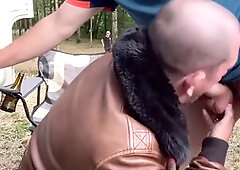 Wild blowage and big dick action while cruising