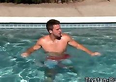 Porno stud cums poolside