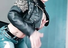 Gigi rocks her perfectly fitted jeans and white socks, showing off her cute style. When the jeans drop, her lengthy legs and firm curves steal the spo