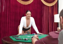 Tattooed BBW Roxanne Roselle gets eaten out and fucked by cocky black dude